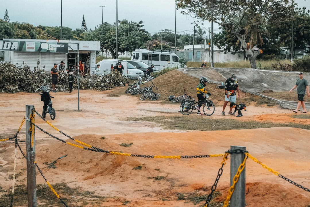 BMX rijders aan de startlijn
